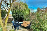 Diamond Apartments: Dreiländereck Nahe Flughafen