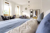 Deluxe Studio PS4 Parken Netflix Klinikum