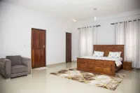 Masaki Seaside Charm: Spacious Hideaway 음부다야 섬 주변 호텔