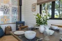 Coastal Walden Lodge Hotels in Saint Donats