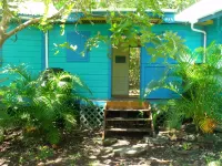 Charming 1-bedroom Eco house in fabulous Bequia with WiFi Hotels in 