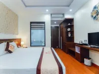 Ruby 6 Hotel Halong