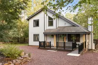 Mountain View Lodge: Bear Creek Lakes - Lake, Pool, Firepit & Pet Friendly