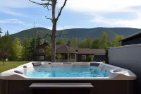 Beautiful Hunter Mountain Four Season House-Bar Room, Gym, Views