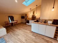 Gite La Confluence Hotels in Montolieu