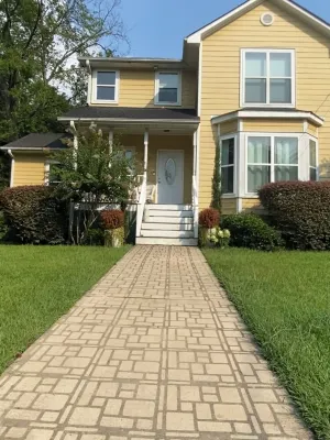 The Yellow House Macon - Renovated Historic Home in the Heart of Macon Georgia