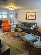 Newly remodeled desirable NW Hill homelower Apartment Walk to RoundUp/Downtown