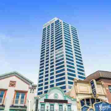 30th Floor Ocean Front Lux Condo Hotel Exterior