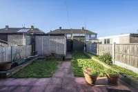 Cozy 3 Bed House in Aveley, Thurrock. Hotels in Aveley