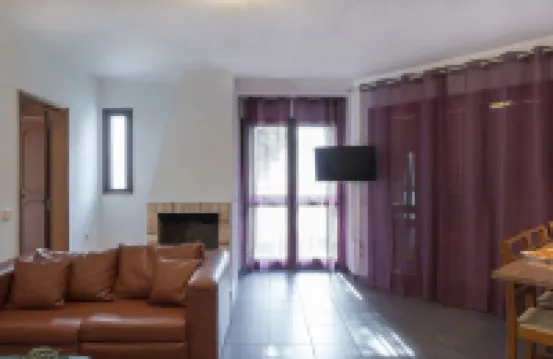 Quentao Orange Villa, Quarteira, Algarve