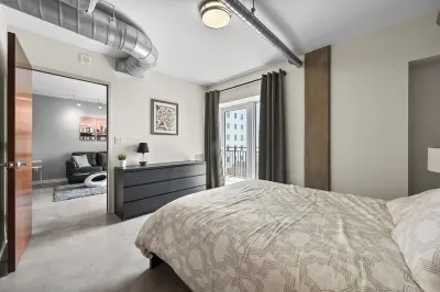 Entire Condo in the Heart of Downtown Austin 1Bd/1ba Chef's Kitchen 오스틴 시티센터 호텔