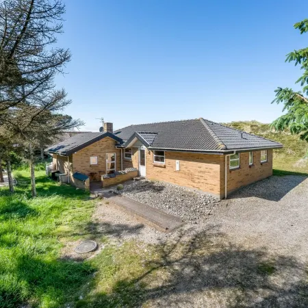 "Ewy" - 300m from the Sea