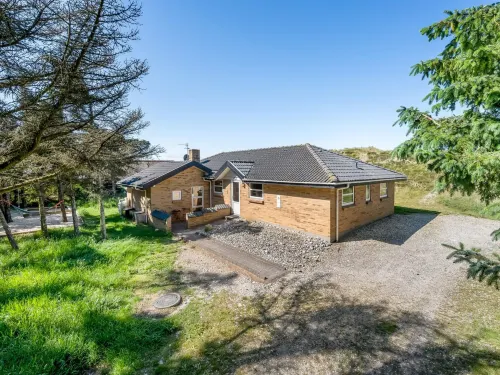 "Ewy" - 300m from the Sea