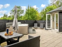 "Sunna" - 1.2km from the sea