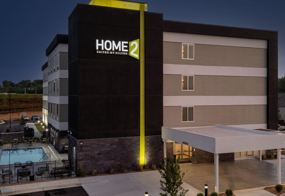 Home2 Suites by Hilton West Lafayette 외관
