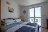 Apartments Julijana - Bjergudsigt