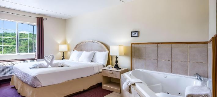 Rodeway Inn Branson, Brick House Hotels in Taney County