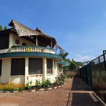 Hill View Garden Hotel