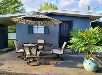 Sweetwater Cottage - Waterfront and Pet Friendly! Canoe and kayaks provided!