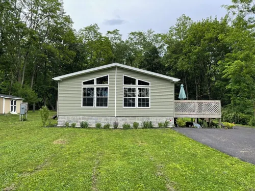 Best of both worlds! Amazing views plus an easy walk into town!