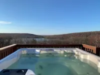 THE BLISS-Lake & Mountain View’s, 5 bedrooms 3 1/2 bathrooms in Lake Harmony.