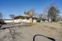 Inviting Minneapolis Vacation Rental w/ Game Room! - Интернет