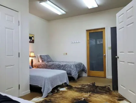 Prairie's Cottage at Sage Guesthouse formerly the 19th Hole