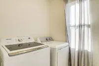 16 Mi to Louisville: Pet-friendly Getaway! - Wifi