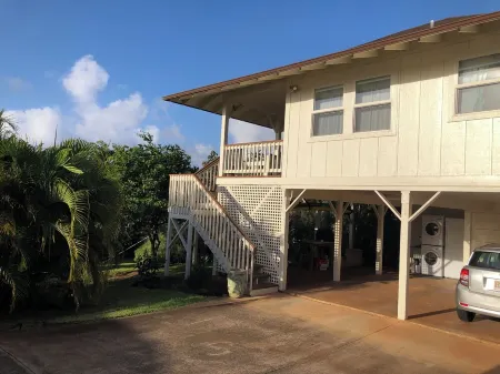 Ocean View 1 BR Cottage  on Oceanfront Property. Permitted