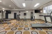 Best Western Plus Chocolate Lake Hotel - Gym