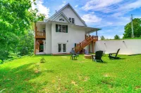 Lake Cumberland Retreat w/ Deck & Views! - 3 estrellas