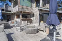 Dew Point Retreat, by Vinifera Homes