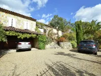 Villa in Fayence with Provençal Charm