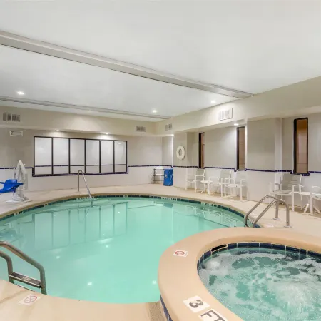 Best Western Plus Richmond Hill Inn
