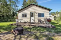 Blue Moon Resort & Motel Hotels in Hill Lake Township