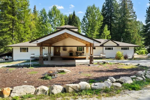 The Brite House – Newly Remodeled 6 Bed / 6 Bath Retreat