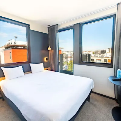 Ibis Styles Paris 16 Boulogne Hotels near Bouygues Telecom