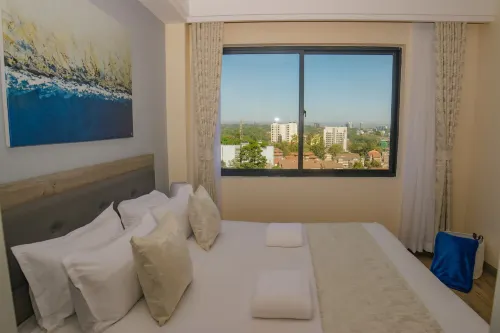 Kijala Suites by Homes by Della - สระว่ายน้ำส่วนตัว