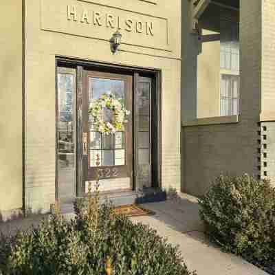 The Harrison A / 1BD/1BA Apt steps from Riverfront Hotel Exterior