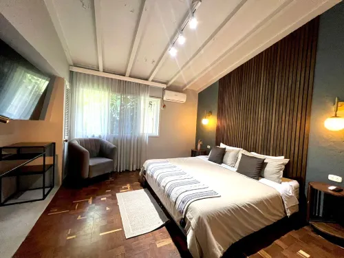 Luxury Villa In Aguacatala