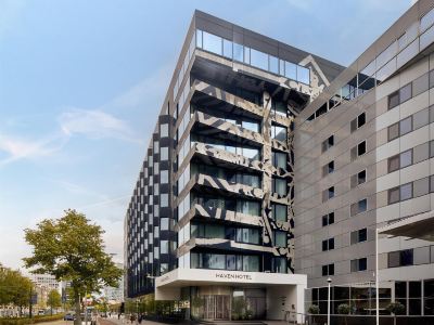 Haven Hotel Rotterdam, Curio Collection by Hilton