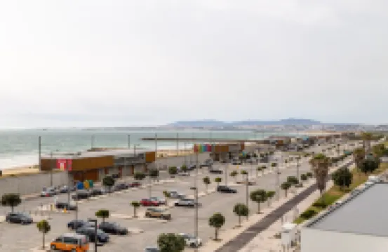 GuestReady - Vibrant flat with  balcony