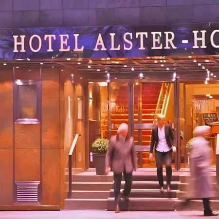 Alster-Hof Отели рядом с достопримечательностью «Станция метро "Стефансплац"»