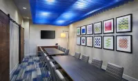 Holiday Inn Express & Suites WINDSOR EAST – LAKESHORE by IHG - Pet friendly