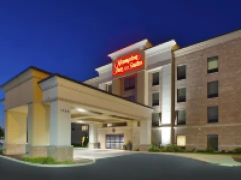 Hampton Inn & Suites Elyria Hotels in Elyria