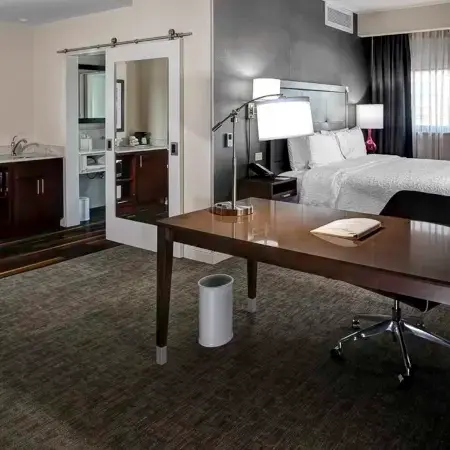 Hampton Inn & Suites Richmond-Downtown