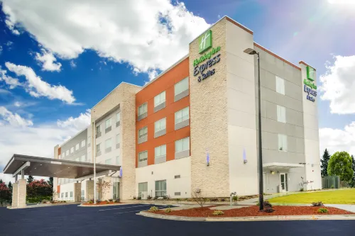 Holiday Inn Express & Suites GREENVILLE SE - SIMPSONVILLE by IHG