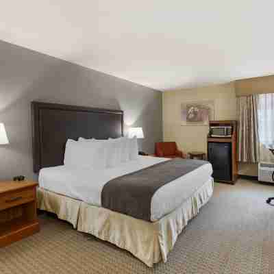 Best Western Plus the Charles Hotel Rooms