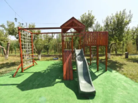 Hidden Garden Resort Hotels in Garni