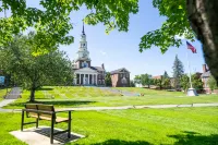 Fireside Inn & Suites Waterville